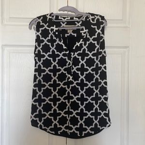 Hanna & Gracie women’s sleeveless blouse. Size M